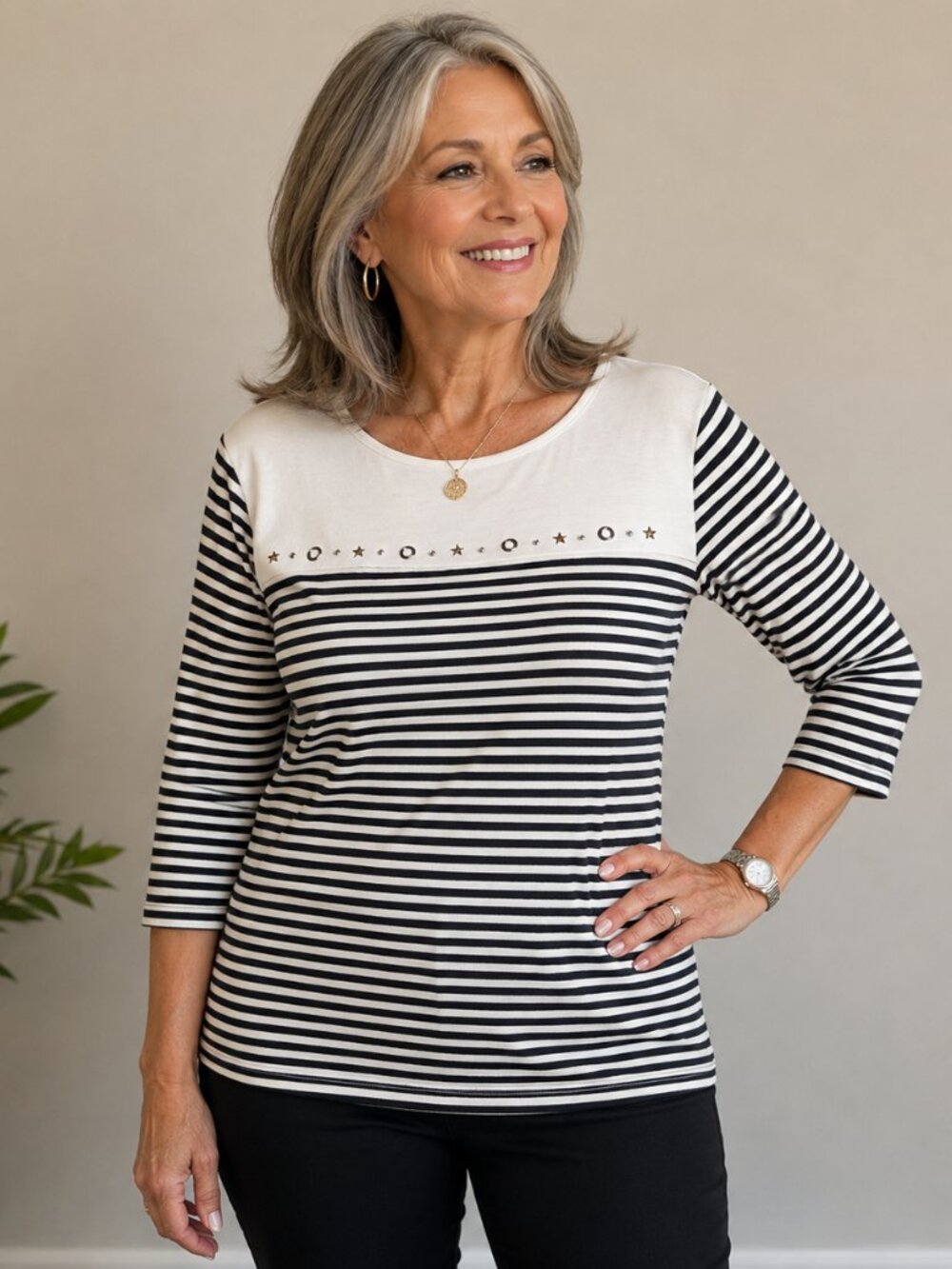 Quacker Factory Size 1x Top Shirt Navy Stripes Embellished Star Nautical Modest